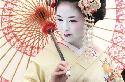 pies de geisha|Las mujeres que se convirtieron en diosas del placer .